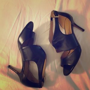 Nine West heels, never worn!